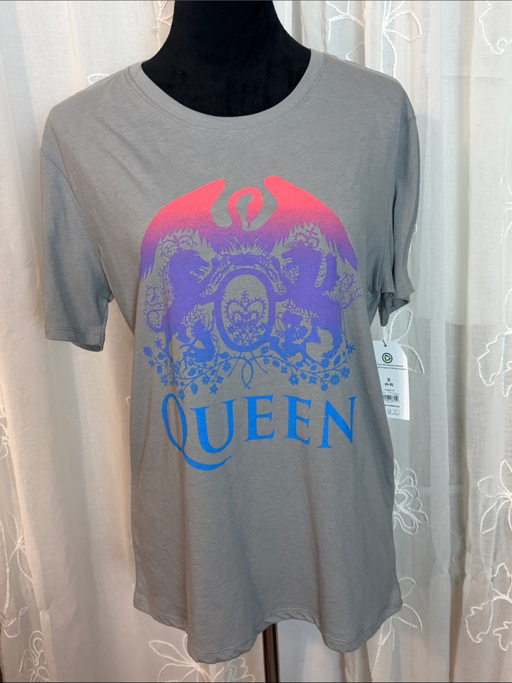 TIme and Tru Gray Tee with Pink-to-Purple Crest and Blue QUEEN Lettering NWT